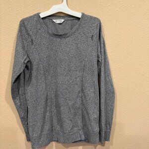 Cadenshae nursing Gray Long Sleeve Shirt S